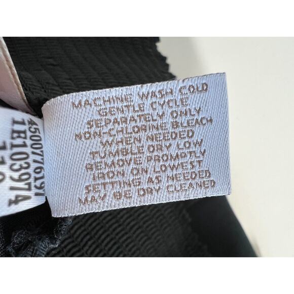 Chicos A Line Skirt Womens Size 2 US Large Smocked Back Pull On Black Casual - Picture 7 of 7